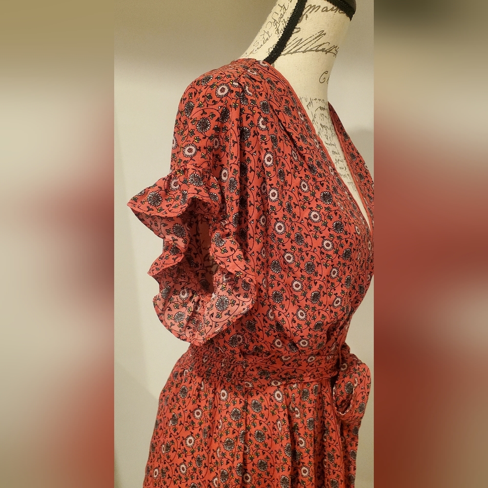 Max Studio Women V Neck Ruffle Cap Sleeves, Floral Blouse Size L. - Picture 4 of 8
